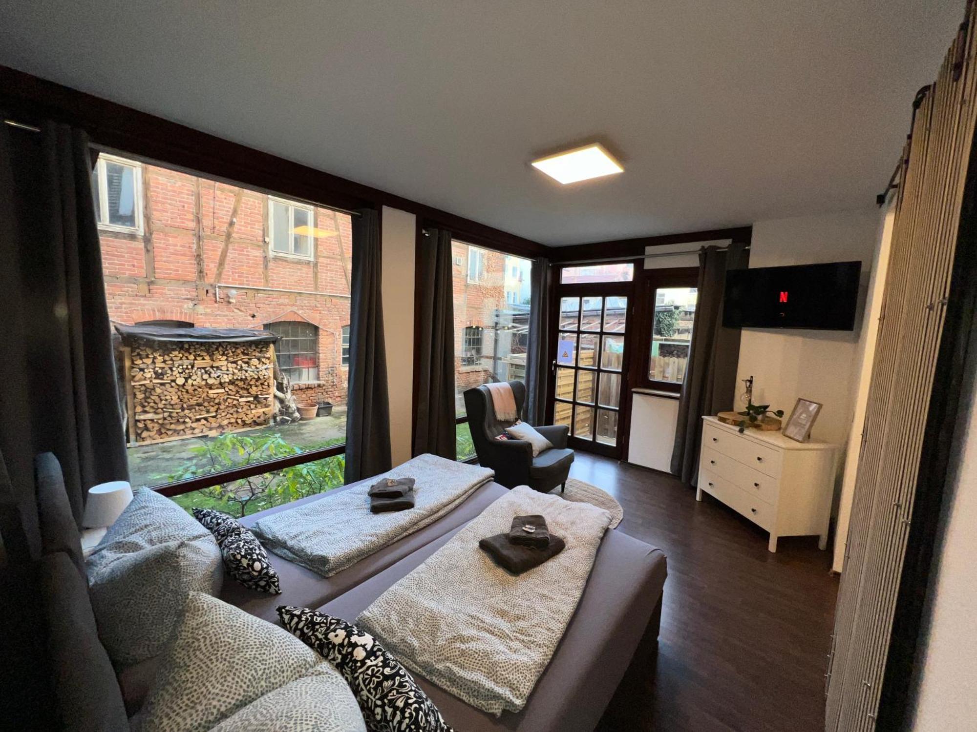 Apartment Humboldt 3 Schlafzimmer,Wifi, Netflix Parken, Terrasse, Klimatisiert, Naehe Zentrum Γιένα Εξωτερικό φωτογραφία