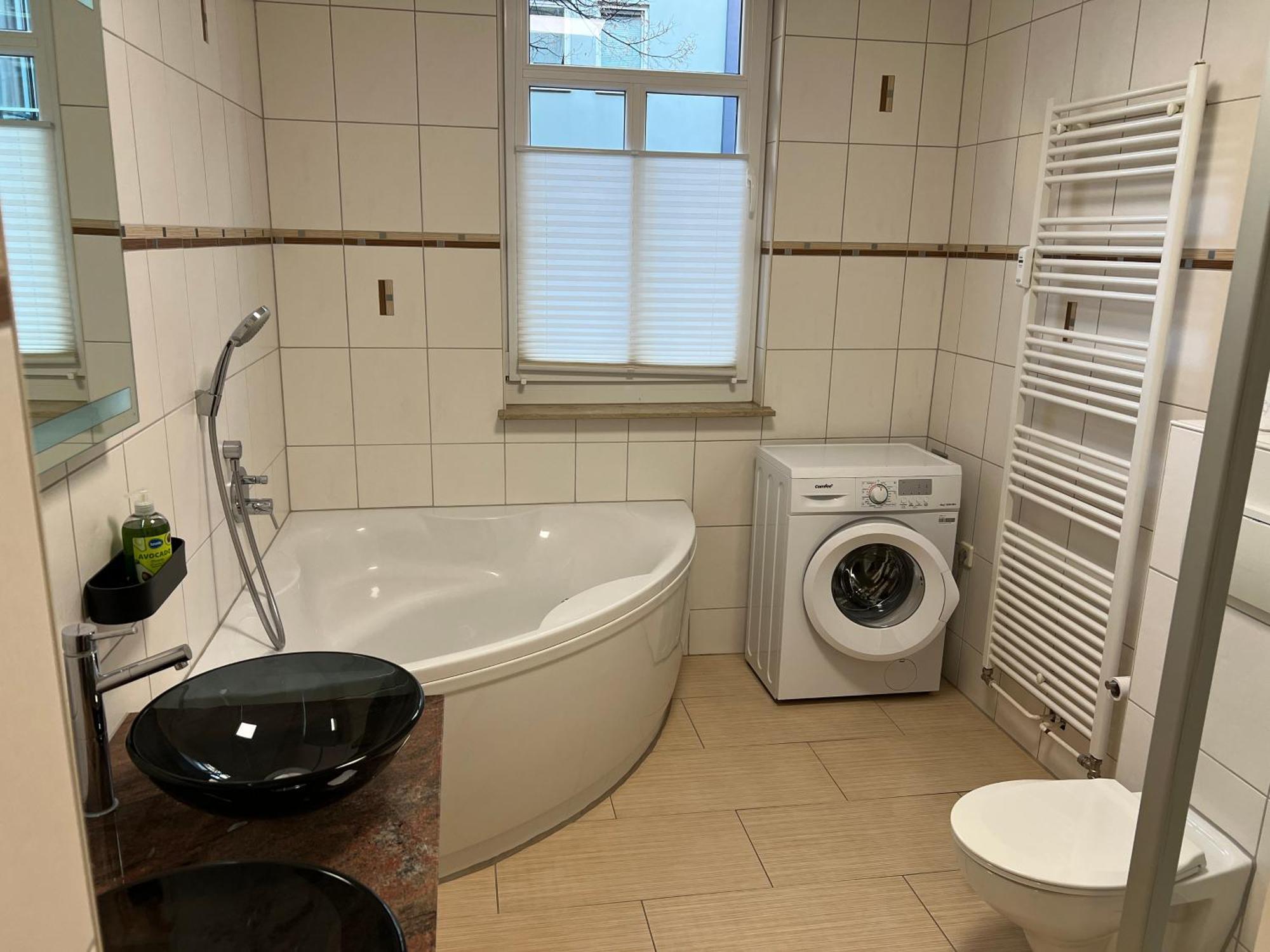 Apartment Humboldt 3 Schlafzimmer,Wifi, Netflix Parken, Terrasse, Klimatisiert, Naehe Zentrum Γιένα Εξωτερικό φωτογραφία
