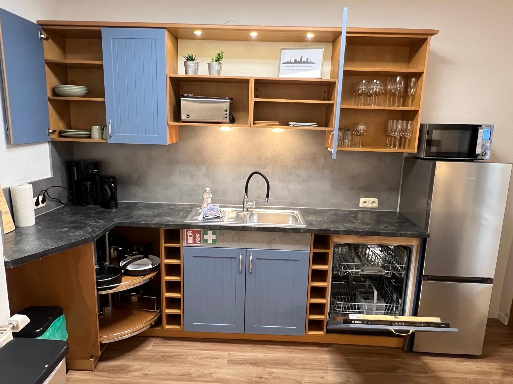 Apartment Humboldt 3 Schlafzimmer,Wifi, Netflix Parken, Terrasse, Klimatisiert, Naehe Zentrum Γιένα Εξωτερικό φωτογραφία